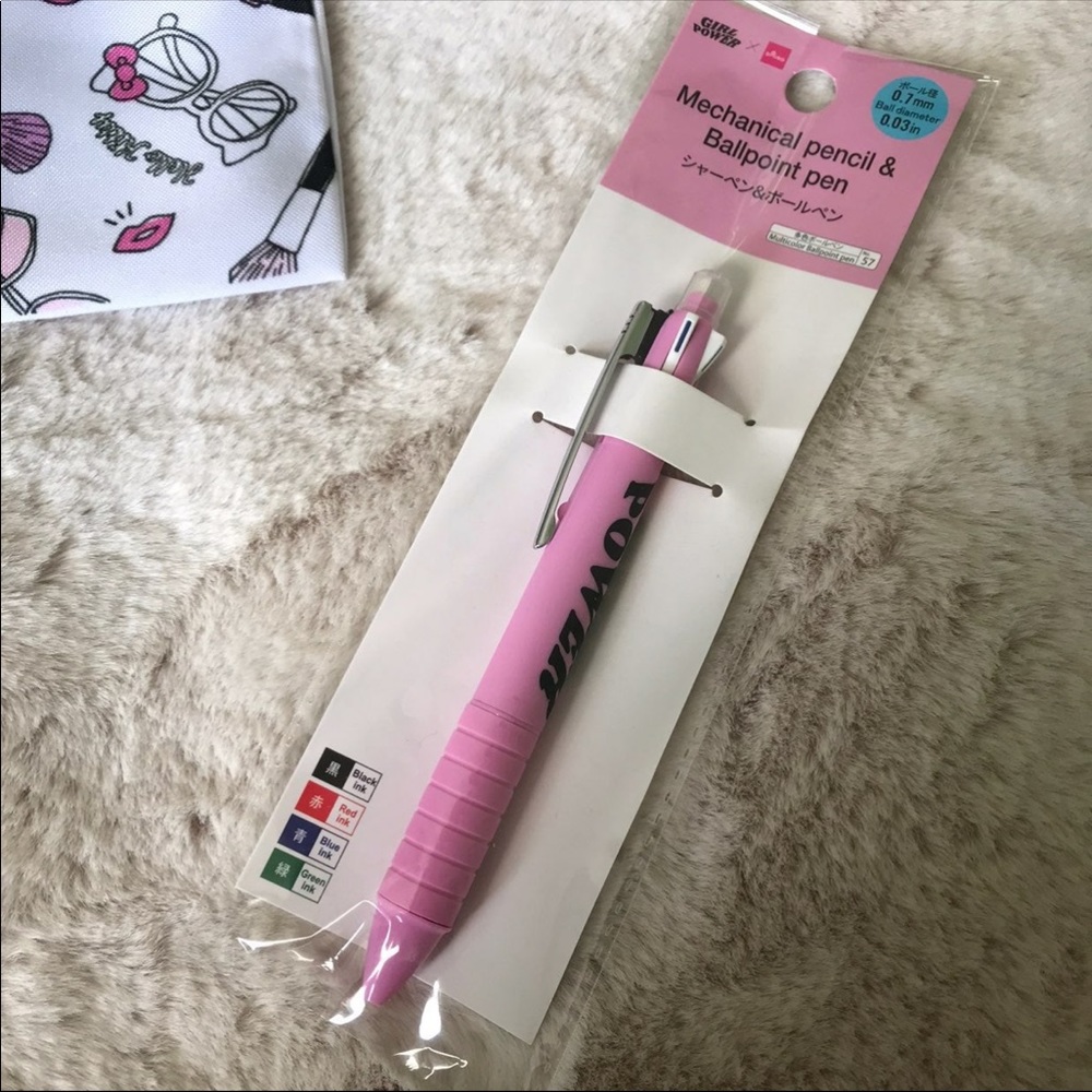 Hello Kitty Bundle - Picture 6 of 7